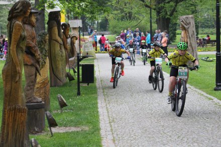 Trasa dla dzieci wiodła przez Aleję Podań i Legend